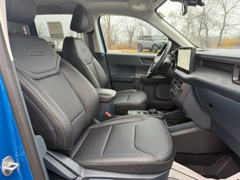 New 2025 Ford Maverick Lobo image 21