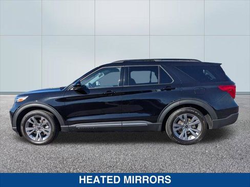 Certified 2022 Ford Explorer XLT w/ Equipment Group 202A image 2