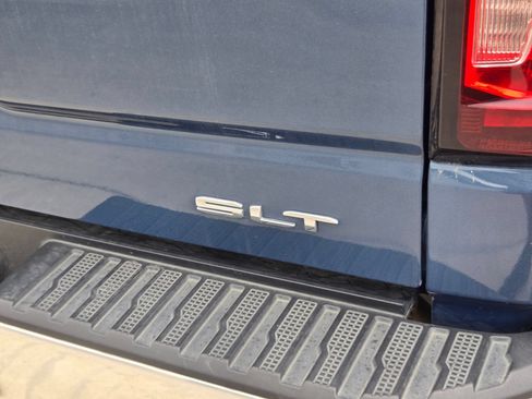 Certified 2024 GMC Sierra 1500 SLT RWD image 9