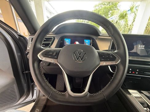 Used 2026 Volkswagen Atlas Cross Sport SE AWD/4WD image 30