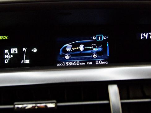 Used 2015 Toyota Prius V Four FWD image 14