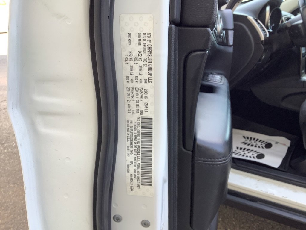 Used 2013 Jeep Grand Cherokee Laredo w/ Laredo E Group AWD/4WD image 30