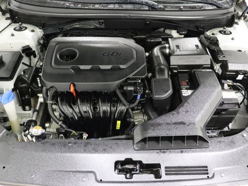 Used 2018 Hyundai Sonata SE image 35