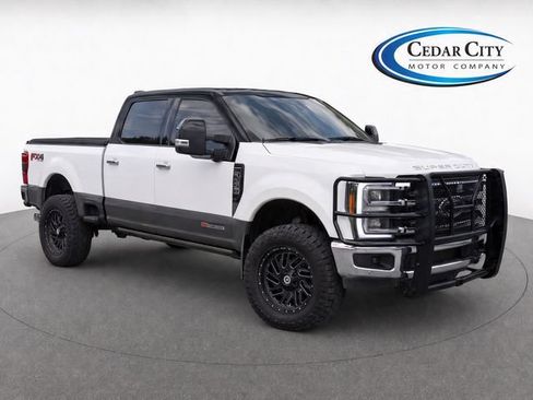 Used 2024 Ford F250 Lariat w/ Lariat Ultimate Package AWD/4WD image 1