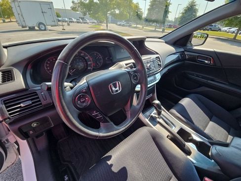 Used 2014 Honda Accord Sport image 26