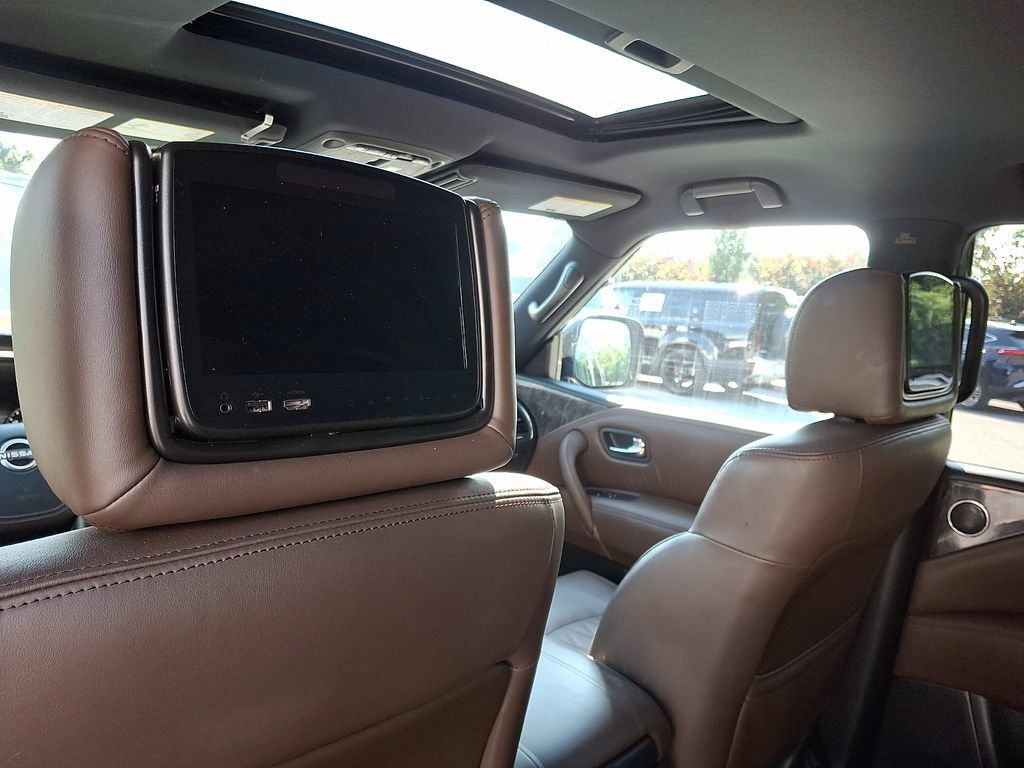 Certified 2023 Nissan Armada Platinum w/ Cargo Package AWD/4WD image 13