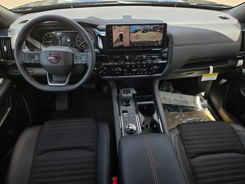 New 2026 Nissan Pathfinder Rock Creek w/ Rock Creek Premium Package AWD/4WD image 7