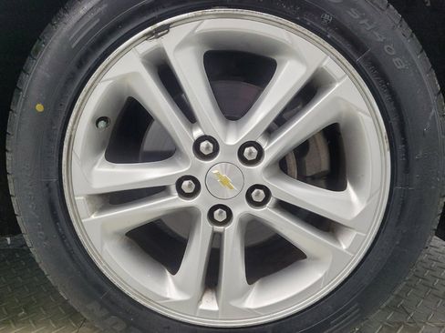 Used 2018 Chevrolet Cruze LT w/ Convenience Package image 31