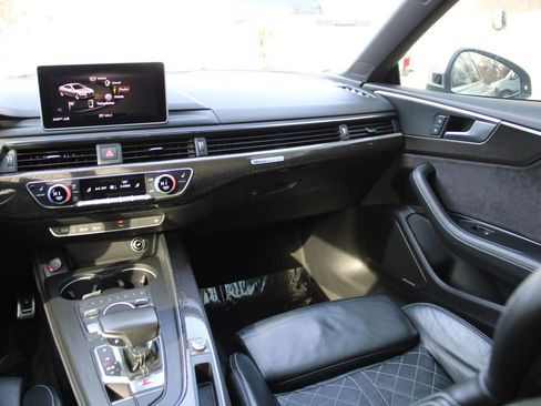 Used 2018 Audi S5 Premium Plus w/ Navigation Package image 13