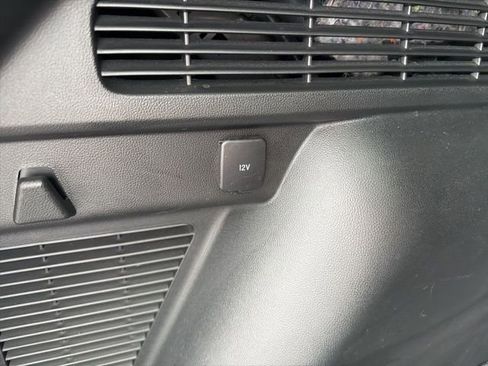 Used 2020 Ford Escape SEL image 13