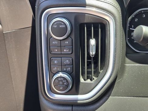 Used 2021 GMC Sierra 1500 SLT w/ SLT Premium Package AWD/4WD image 30