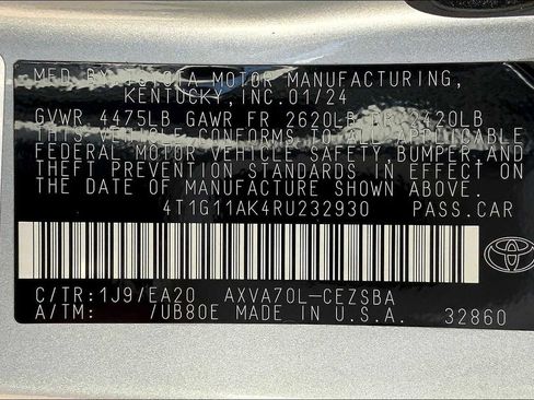 Used 2024 Toyota Camry SE image 33