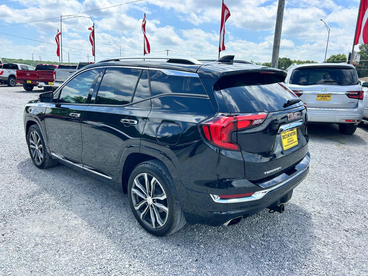 Used 2020 GMC Terrain Denali w/ Denali Premium Package FWD image 19