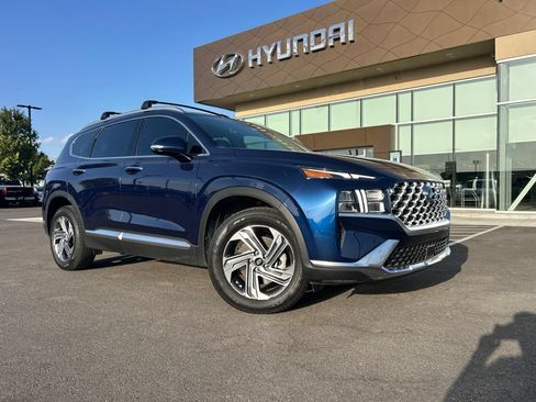 Used 2023 Hyundai Santa Fe SEL w/ Premium Package FWD image 2