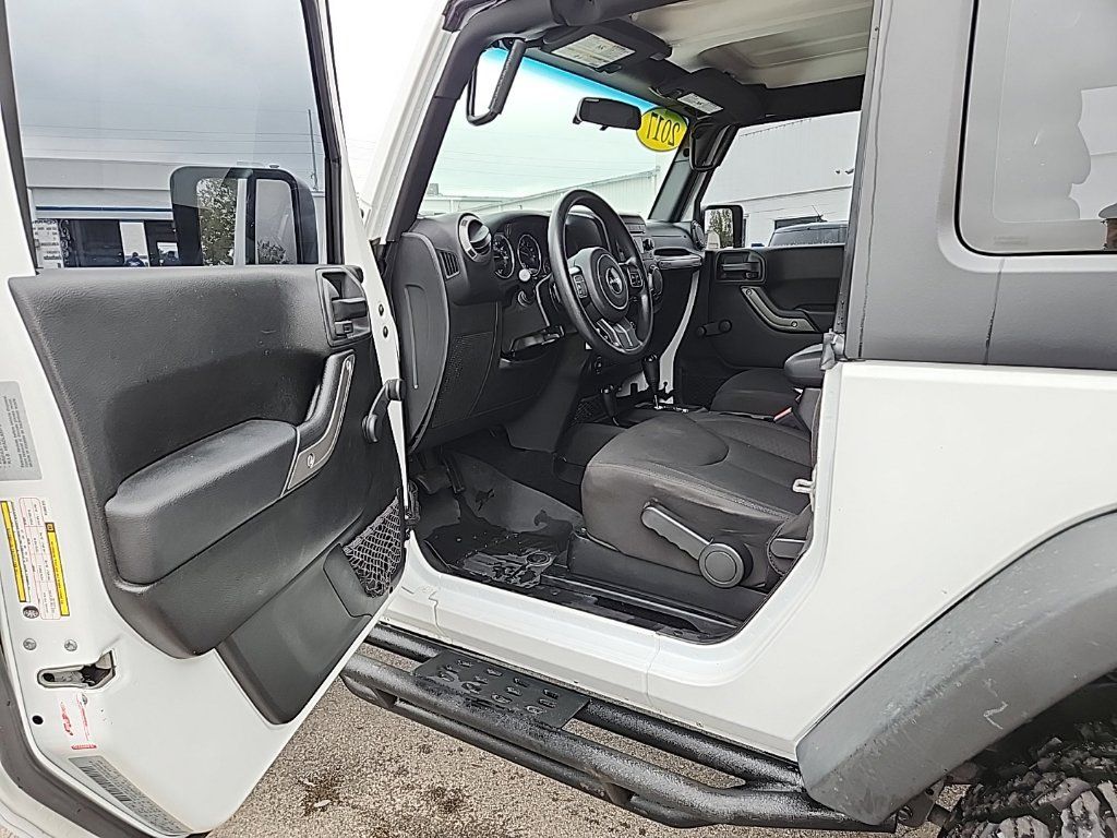 Used 2017 Jeep Wrangler Sport AWD/4WD image 8