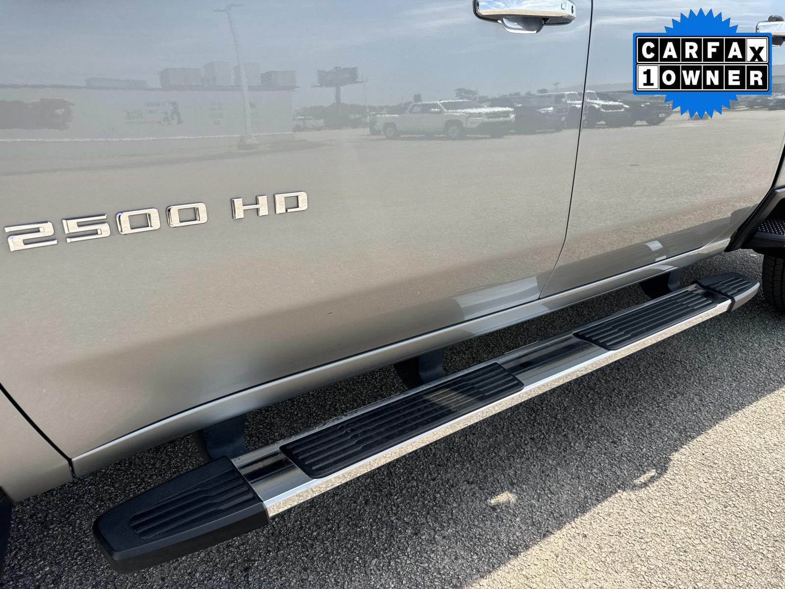 Used 2024 Chevrolet Silverado 2500 LTZ w/ LTZ Premium Package AWD/4WD image 12