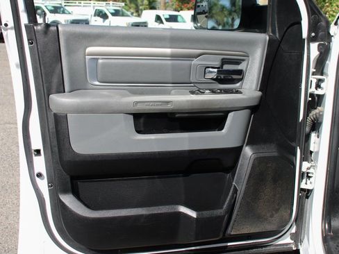 Used 2017 RAM 2500 SLT image 15