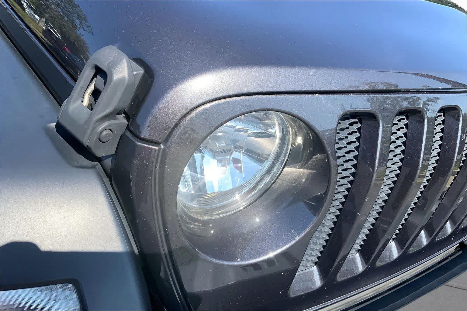 Used 2018 Jeep Wrangler Unlimited Sport S AWD/4WD image 26