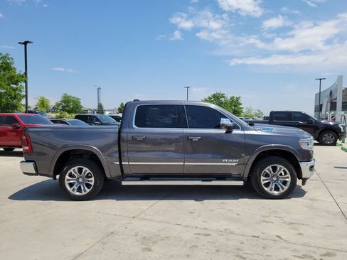 Used 2024 RAM 1500 Limited AWD/4WD image 2