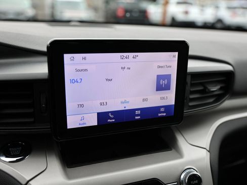 Certified 2023 Ford Explorer XLT image 27