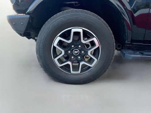 Used 2023 Ford Bronco Outer Banks AWD/4WD image 30