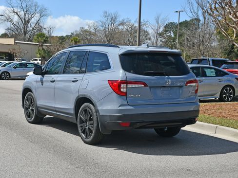 Used 2022 Honda Pilot Special Edition image 3