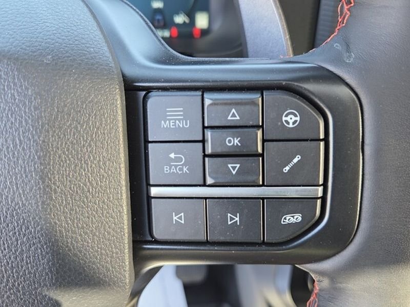 Used 2025 Ford F150 Raptor AWD/4WD image 16