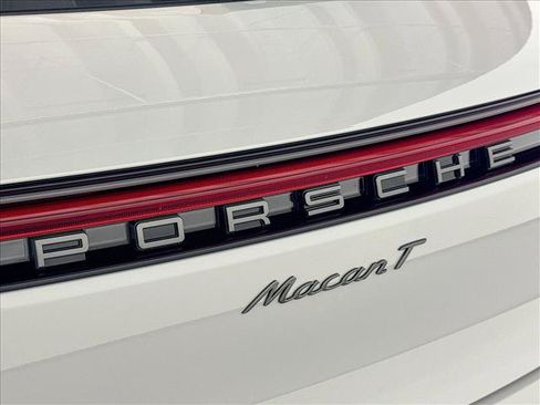 Used 2026 Porsche Macan Turbo AWD/4WD image 25