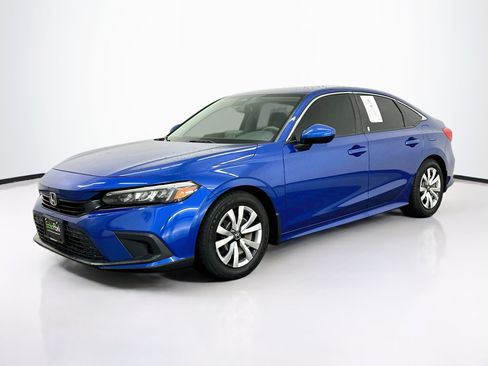 Used 2024 Honda Civic LX image 3