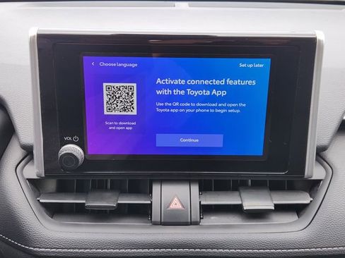 Certified 2025 Toyota RAV4 XLE FWD image 16