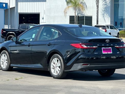 Used 2025 Toyota Camry LE FWD image 7