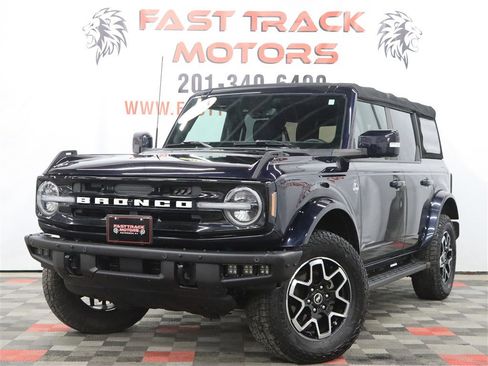 Used 2021 Ford Bronco Outer Banks AWD/4WD image 2