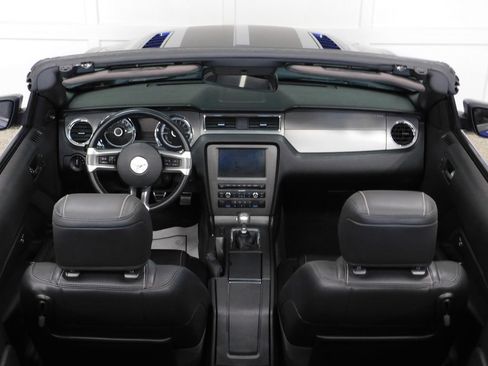 Used 2013 Ford Mustang GT Premium w/ Electronics Pkg RWD image 51