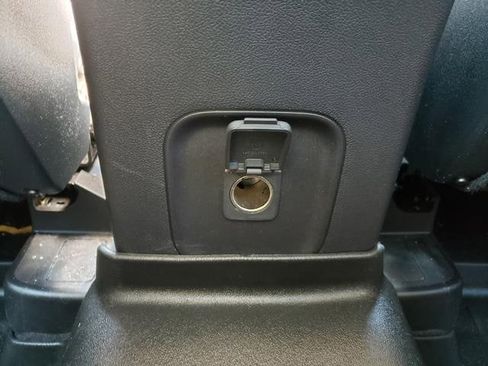 Used 2020 Ford Escape SE image 20