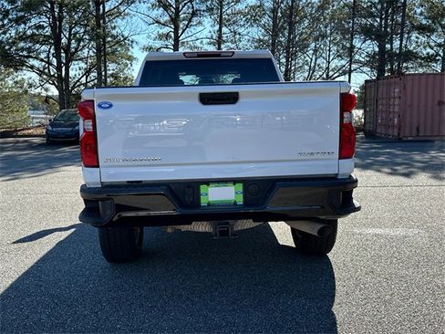 Used 2024 Chevrolet Silverado 2500 Custom w/ Custom Convenience Package image 6