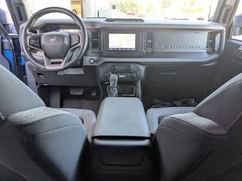 Used 2023 Ford Bronco Big Bend w/ Sasquatch Package AWD/4WD image 4