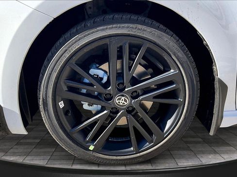 New 2026 Toyota Camry Hybrid image 11