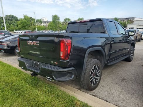 Used 2024 GMC Sierra 1500 AT4 w/ Technology Package AWD/4WD image 4