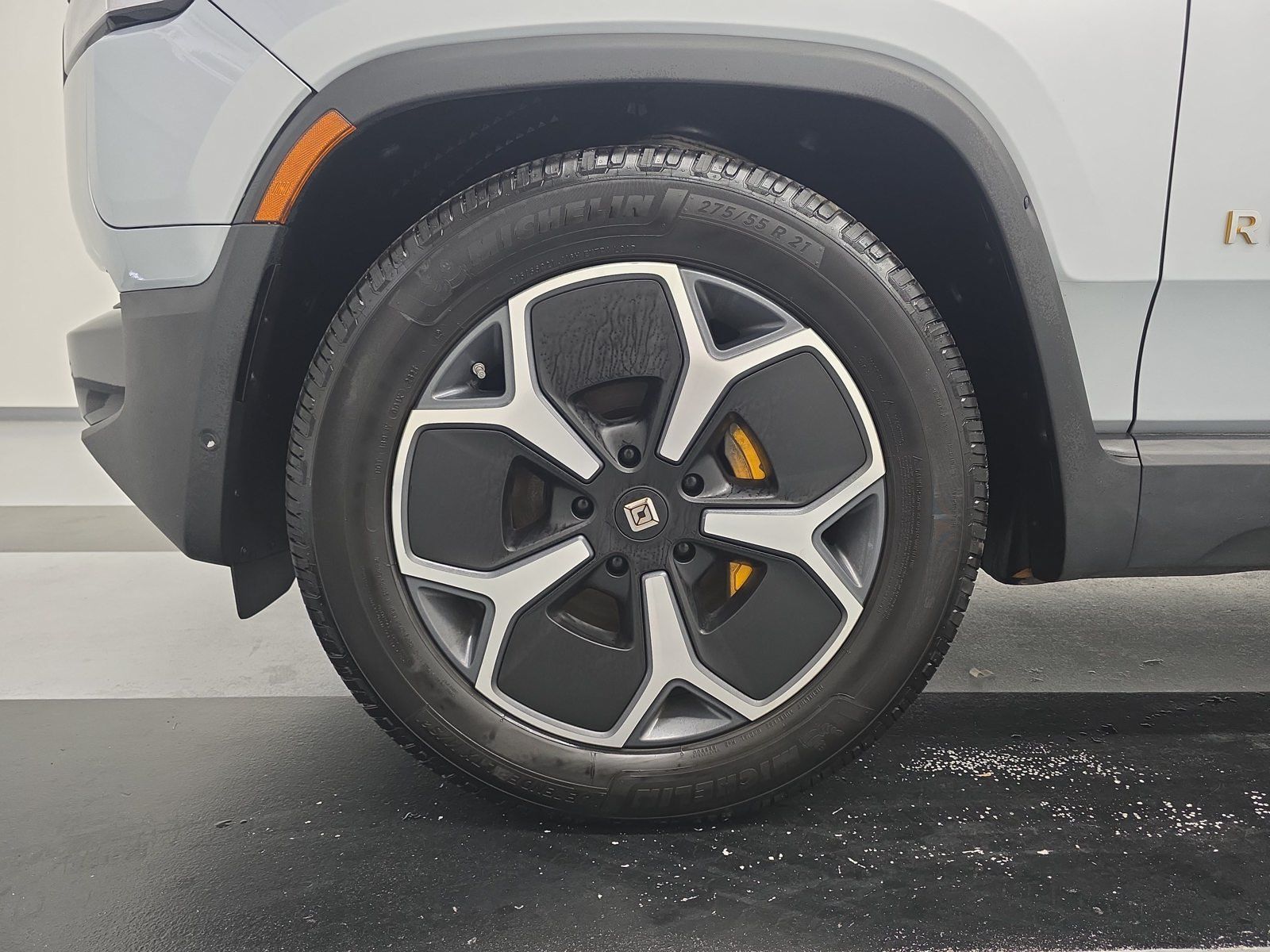 Used 2023 Rivian R1S Launch Edition Quad AWD/4WD image 9