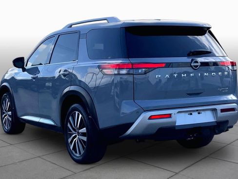 Used 2022 Nissan Pathfinder Platinum AWD/4WD image 12