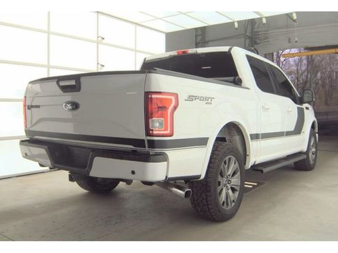Used 2017 Ford F150 XLT w/ Equipment Group 302A Luxury AWD/4WD image 6
