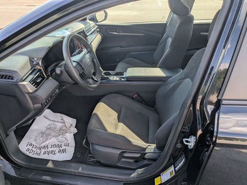 Used 2025 Toyota Camry LE FWD image 14