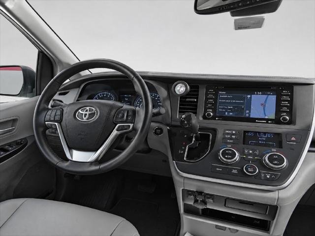 Certified 2020 Toyota Sienna XLE Premium w/ Carpet Mat Package AWD/4WD image 20