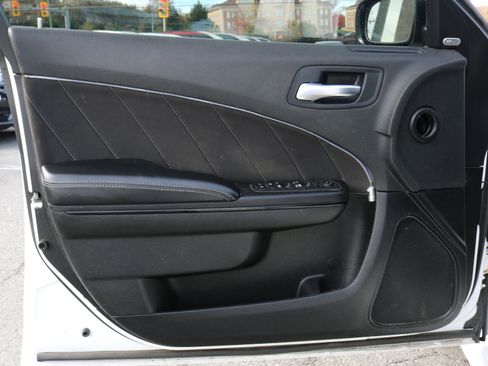 Used 2022 Dodge Charger R/T w/ Driver Convenience Group image 7