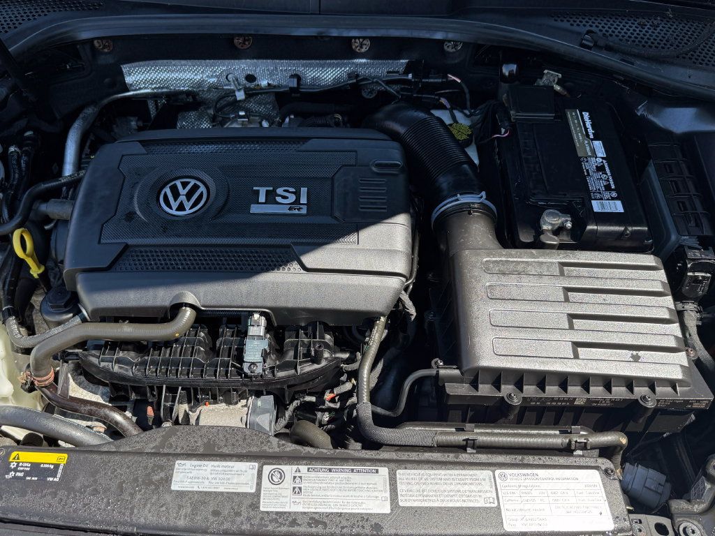 Used 2019 Volkswagen Golf R 4-Door AWD/4WD image 14