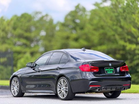 Used 2017 BMW 340i Sedan RWD image 9