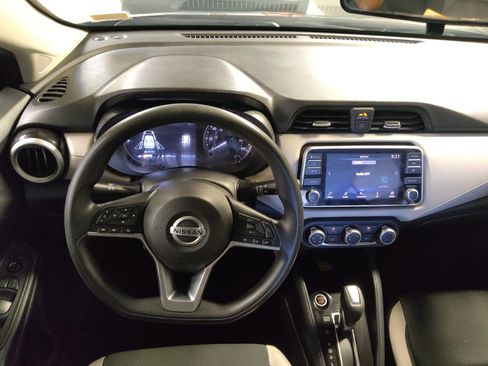 Used 2021 Nissan Versa SV FWD image 22