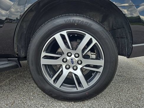 Used 2024 Ford Expedition Limited AWD/4WD image 29