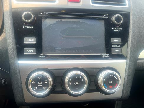 Used 2017 Subaru Crosstrek 2.0i Premium image 15