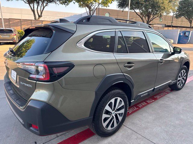 Certified 2025 Subaru Outback Premium AWD/4WD image 3
